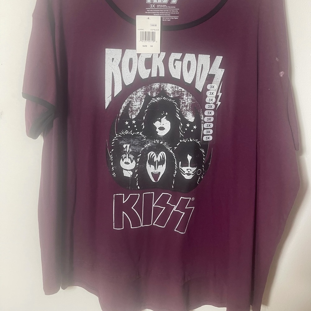 KISS band distressed tshirt BNWT